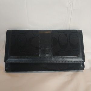 Black coach snap close wallet